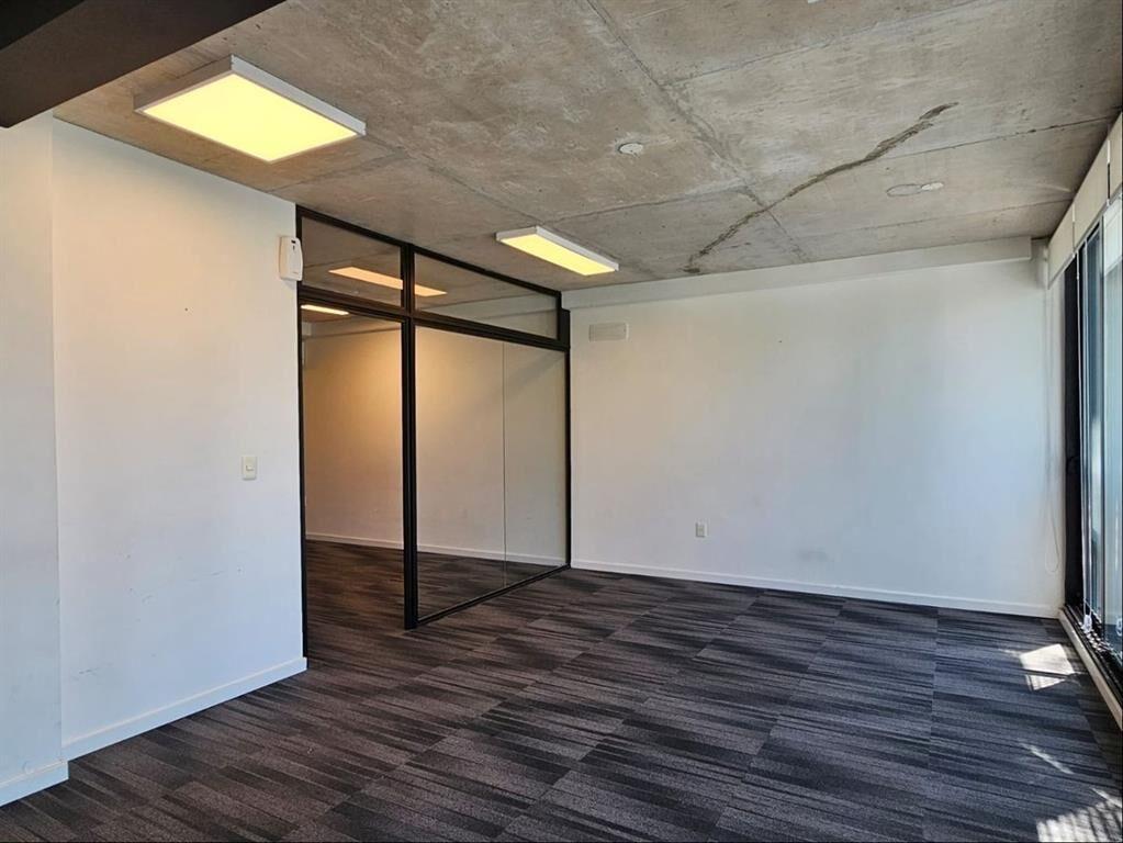 VENTA CON RENTA - Oficina Pocitos Nuevo - A metros WTC -