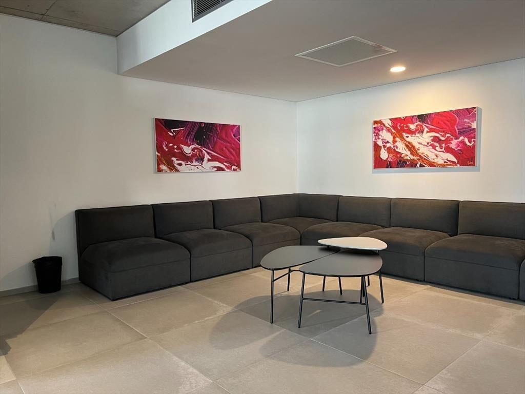 Apartamento En Venta En Malvin De Un Dormitorio CON RENTA