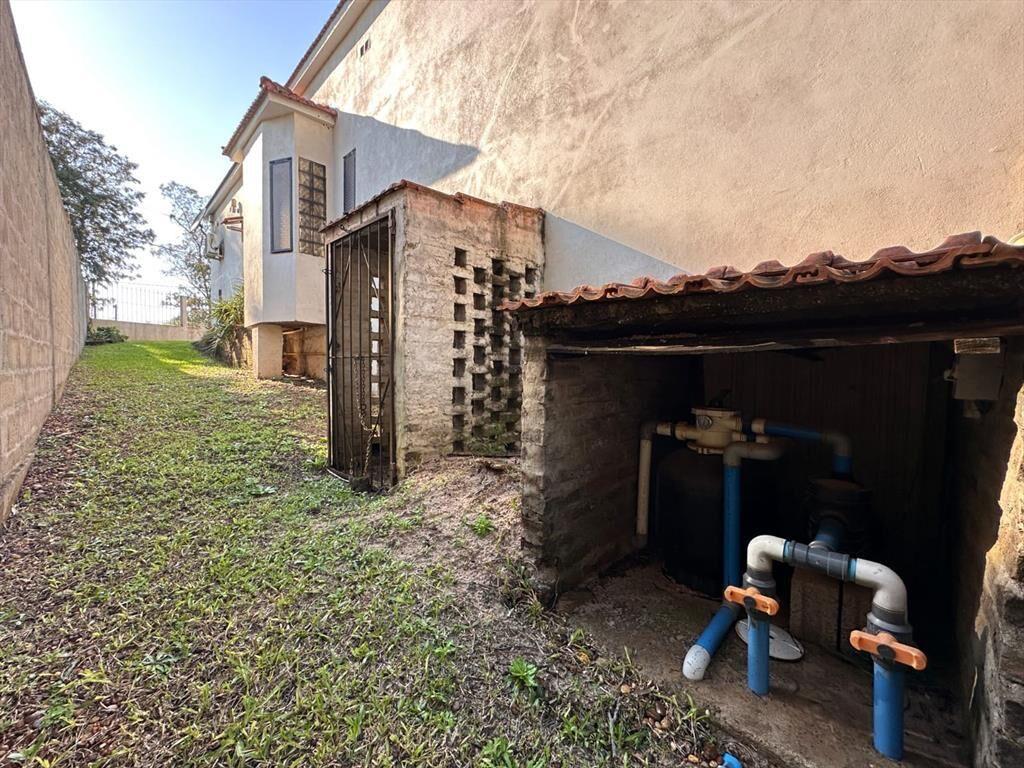 Casa con pileta, parrillero y 1.000 m² en Salto