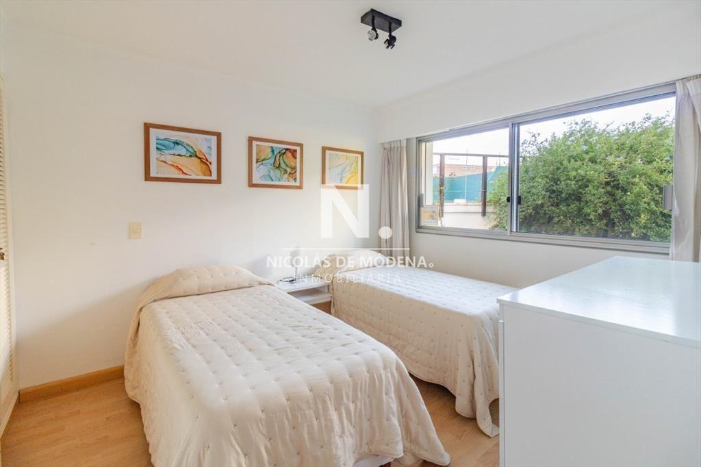 Amplio apartamento de 3 dormitorios en Aidy Punta