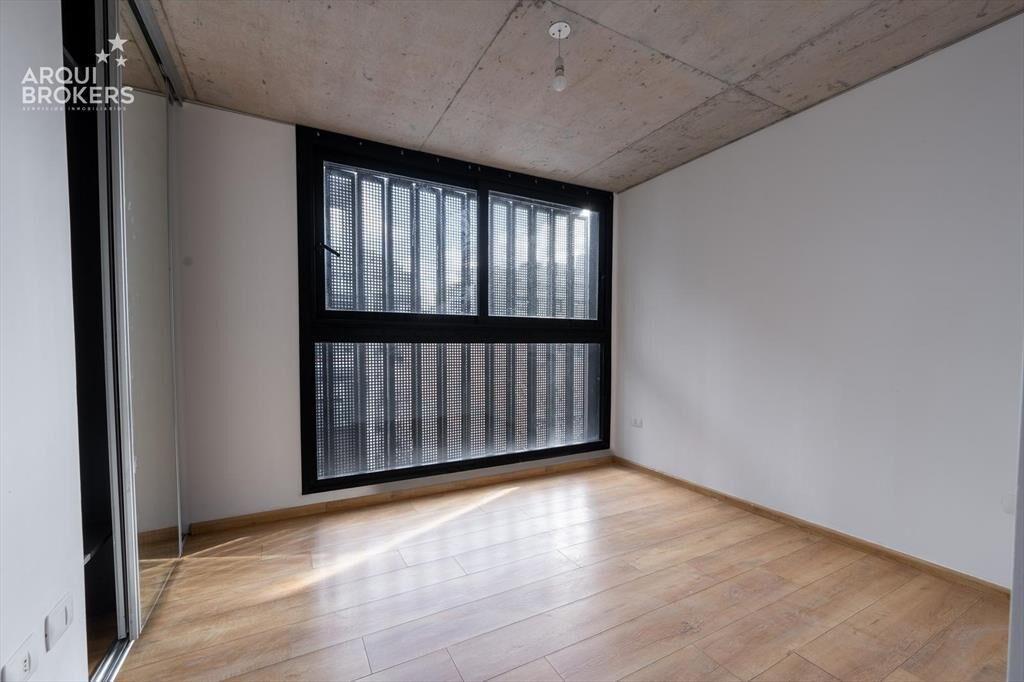 Apartamento de 2 dormitorios en alquiler en Centro - 807