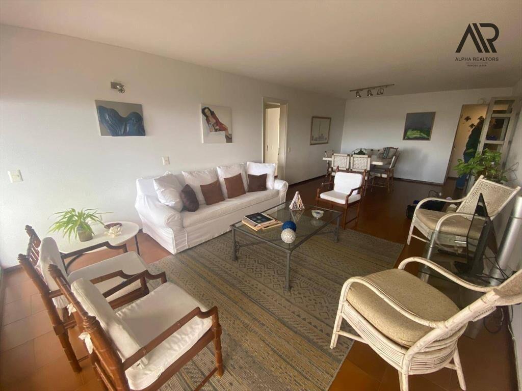 Apartamento en venta c/ cochera en Roosevelt
