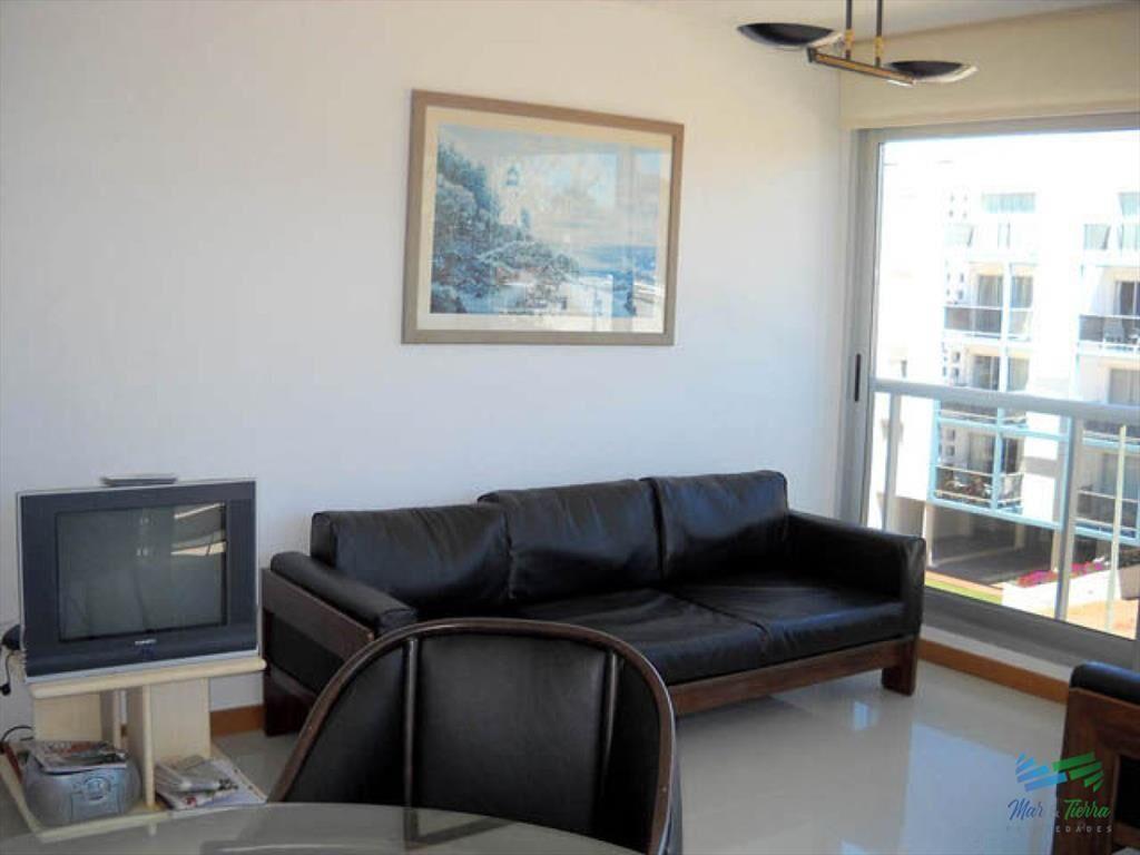 En venta apartamento 2 dormitorios en Aidy Grill,