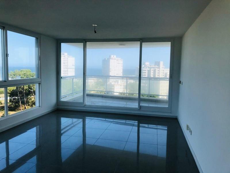 DEPARTAMENTO DE 3 DORMITORIOS EN TORRE ONE, PUNTA DEL ESTE