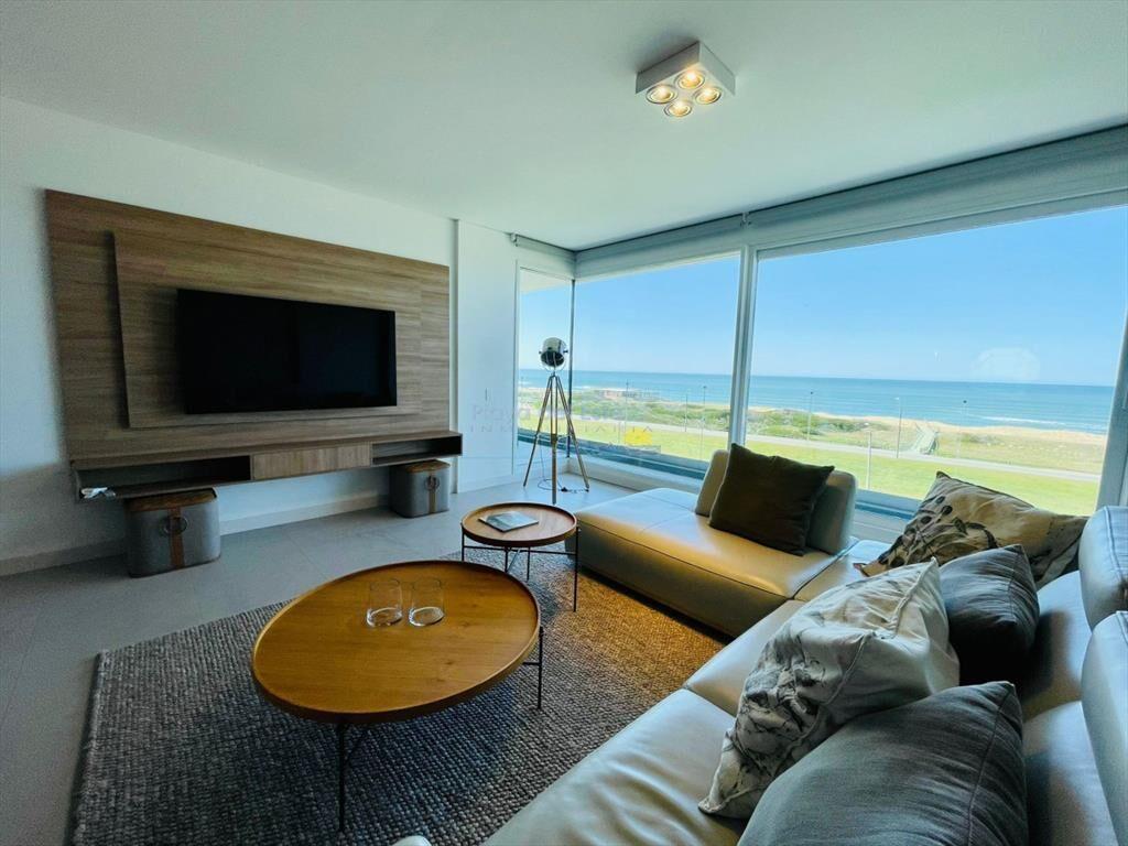 Alquiler y venta de apartamento de 3 dormitorios