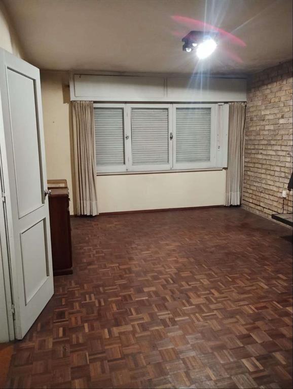 2 CASAS MISMO PADRÓN 4 dormitorios 3 baños Villa Dolores Ve
