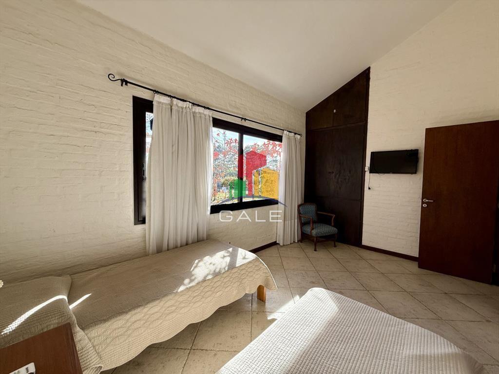 Chalet en Rinc�³n del Indio � A 500 metros del