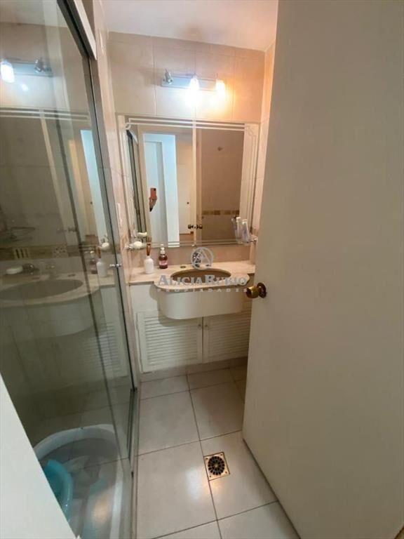 ROQUE GRASERAS CASI VILLA BIARRITZ. PISO ALTO. ESTAR. PO...