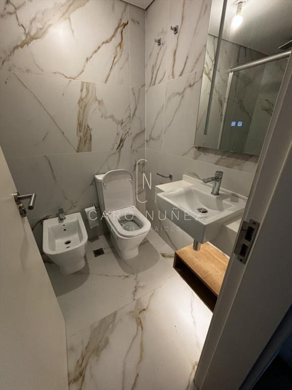 Venta o Alquiler apto 1 dorm en edificio Joy Montevideo