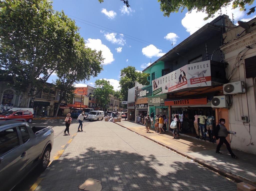 Venta local comercial en Arenal Grande