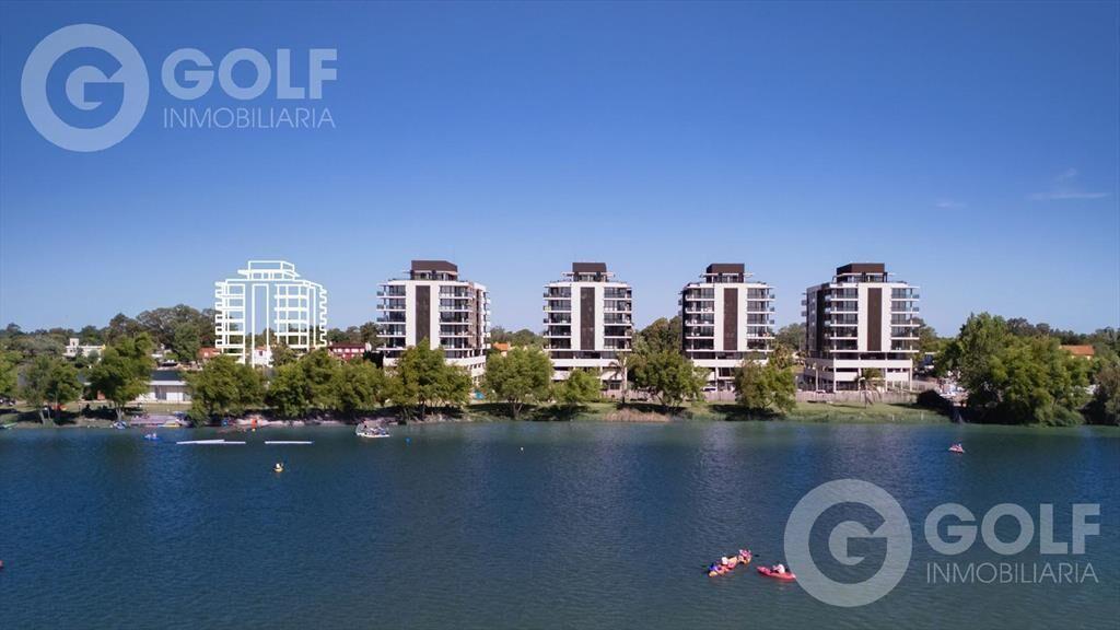 Venta apartamento de 3 dormitorios con vista al lago en Bar