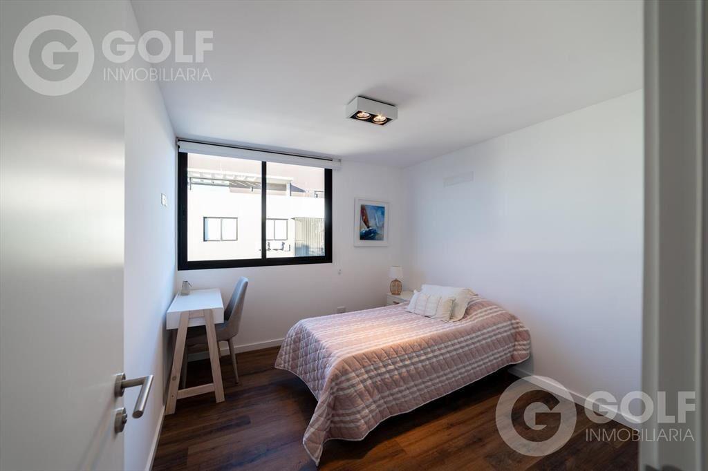 Venta apartamento de 2 dormitorios con vista al lago en Bar