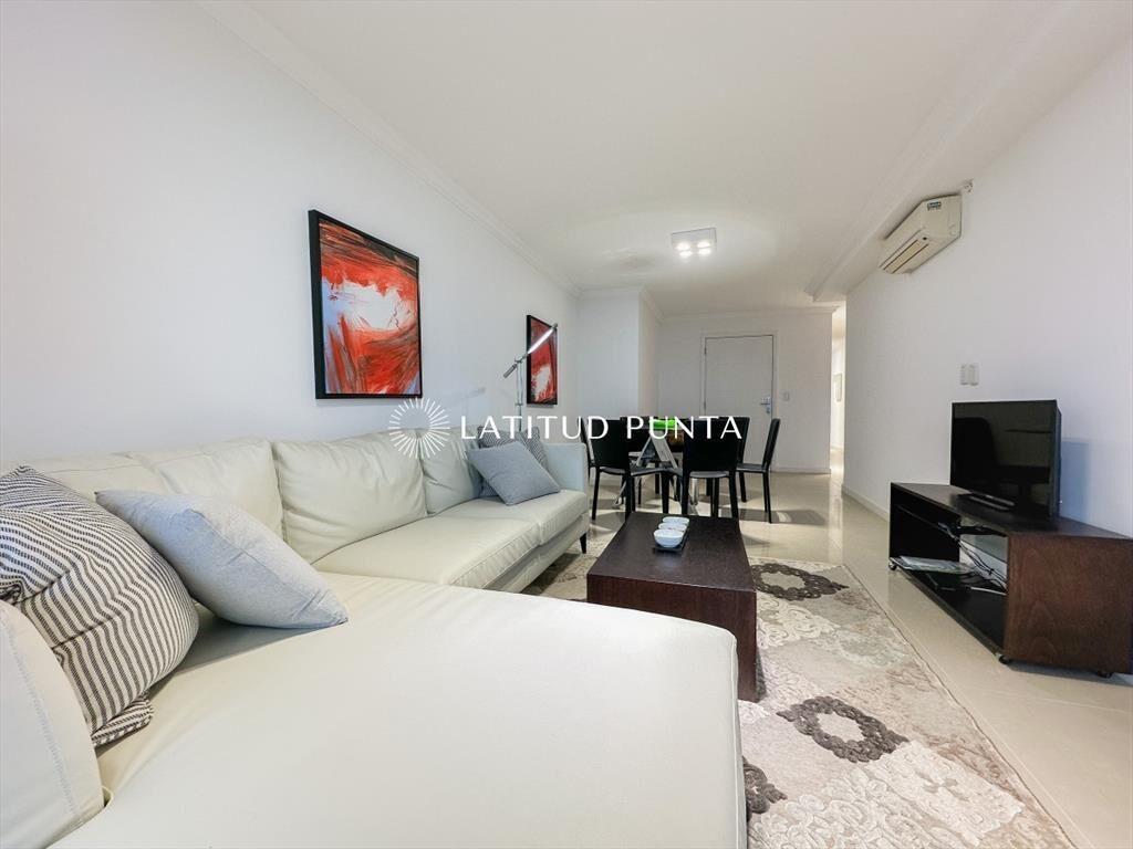 Casino Tower, apartamento en piso alto, 2