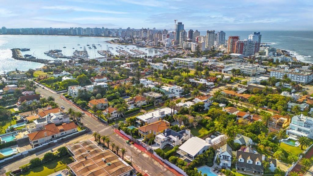 Venta Casa 5 dormitorios en Península