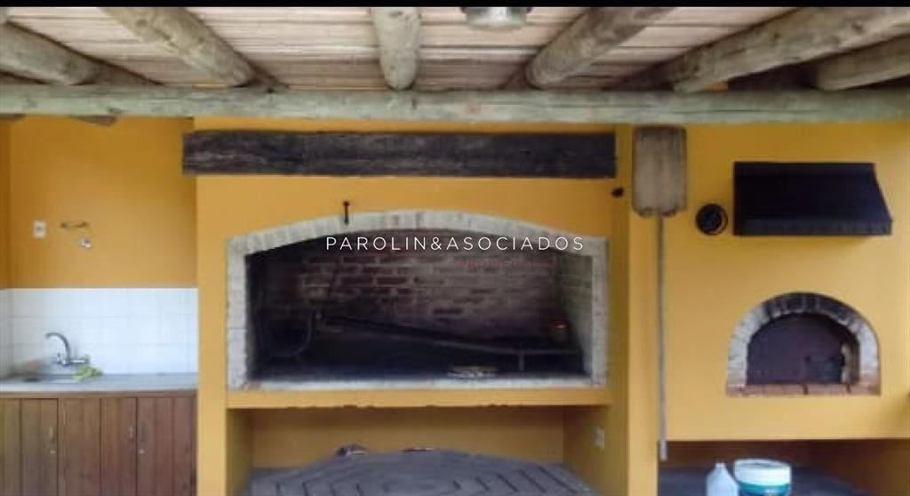 CHACRA EN VENTA DE 5 DORMITORIOS EN LA BARRA