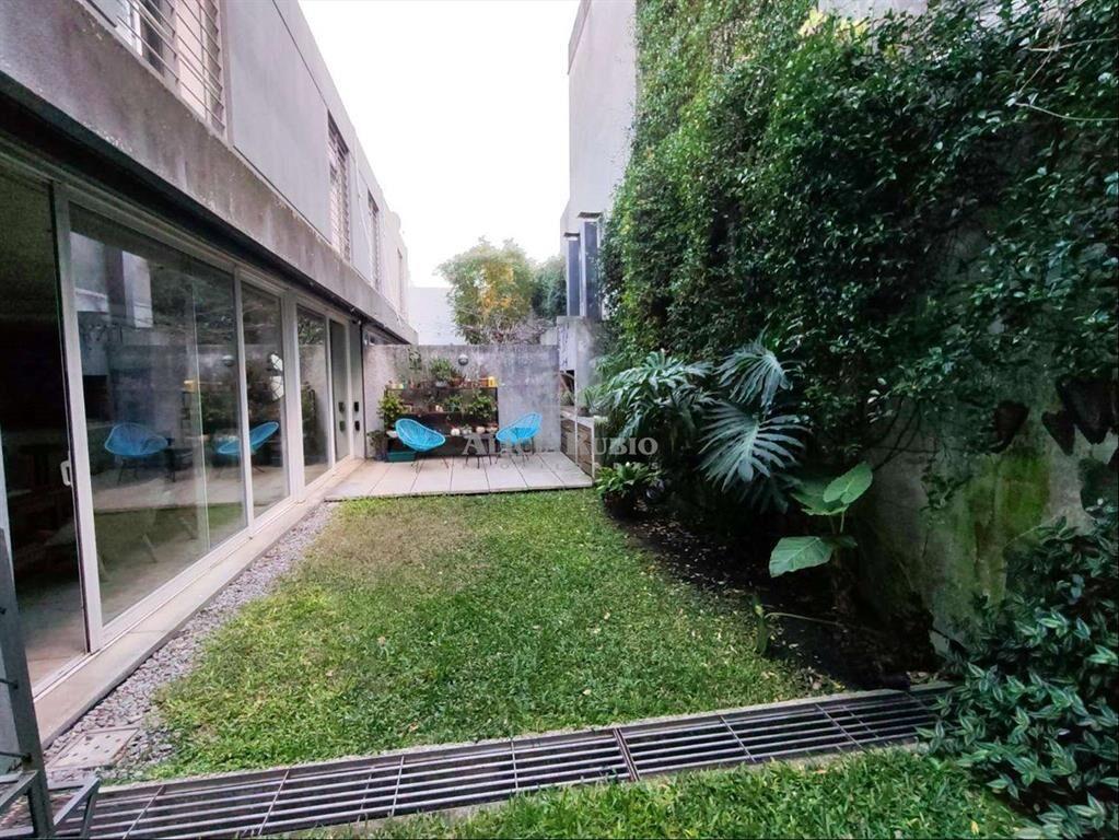 LA GACETA CASI MUÑOZ. CASA NUEVA 2014. 4 DORM + 3 BAÑOS....