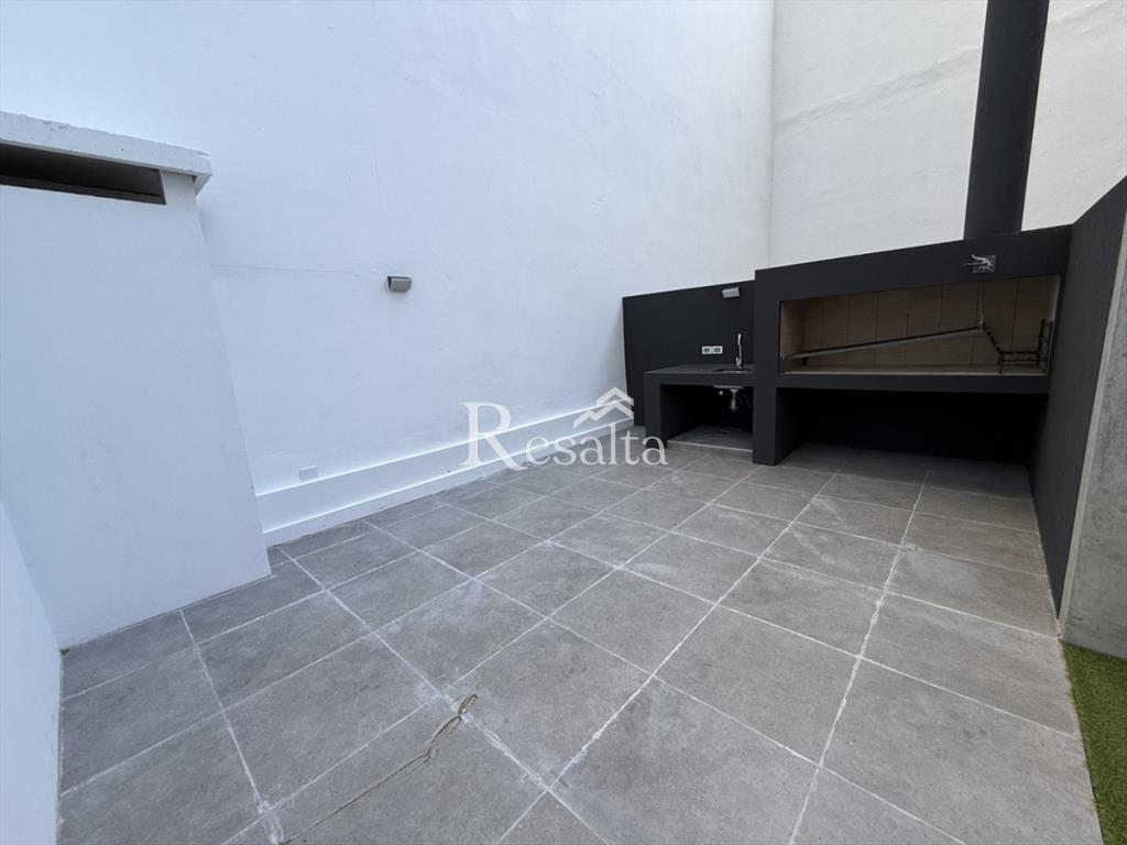 VENTA 1 DORMITORIO CON PATIO A ESTRENAR