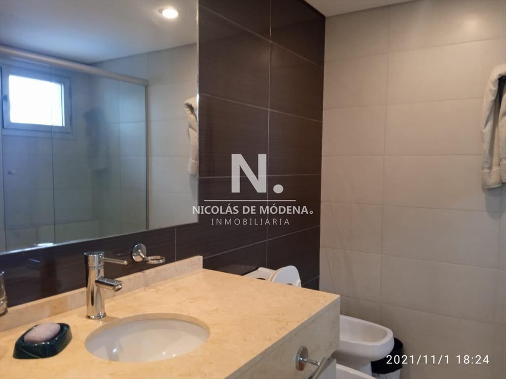 Departamento de 2 dormitorios en venta en Torre