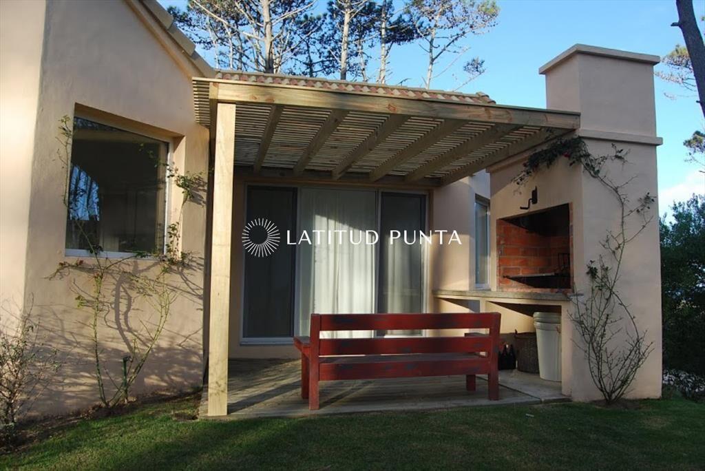 Casa de 5 dormitorios en Laguna Blanca Manantiales