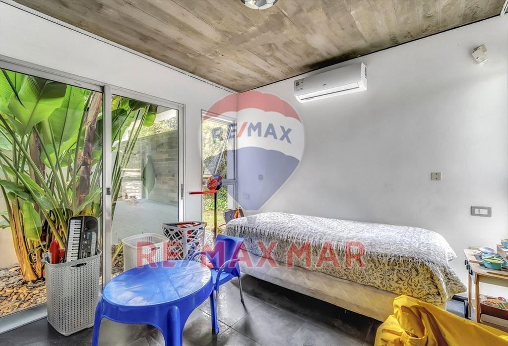 Casa 4 dormitorios en alquiler temporal en Punta