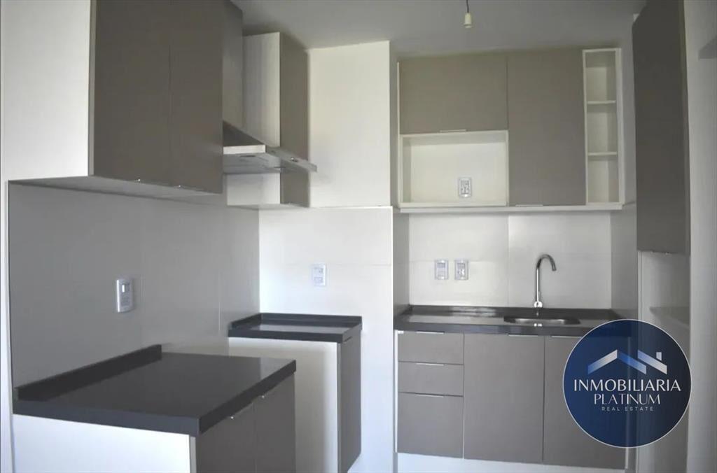 Apartamento en alquiler c/ cochera en Centro