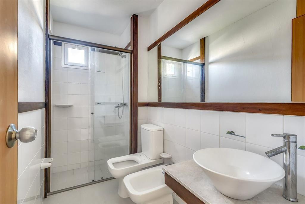 VENTA APARTAMENTO 3 DORMITORIOS PIRIAPOLIS