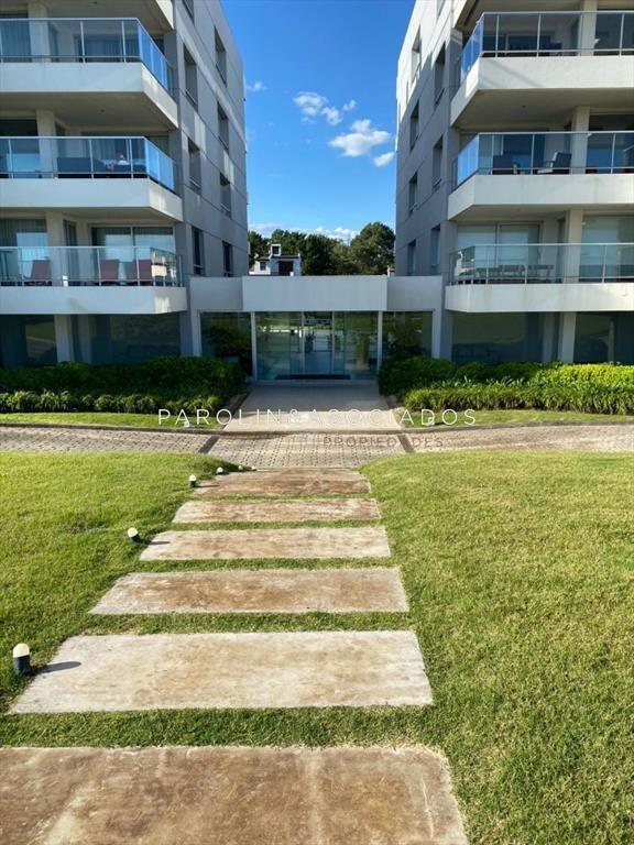 Apartamento en venta de 3 dormitorios en Ville de