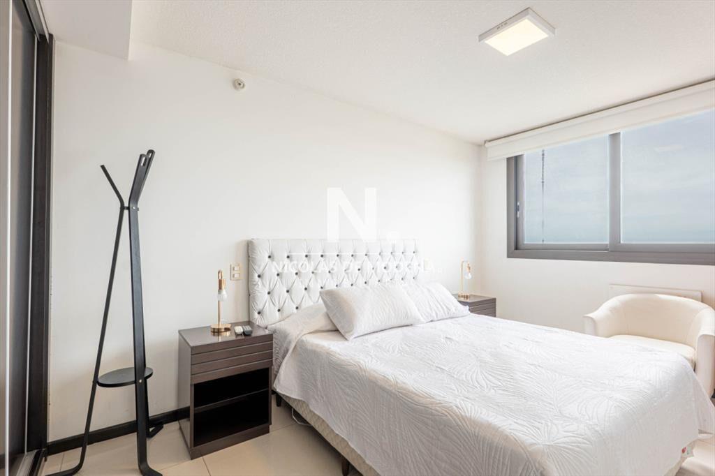 Apartamento en Venta, 2 Dormitorios - Punta del