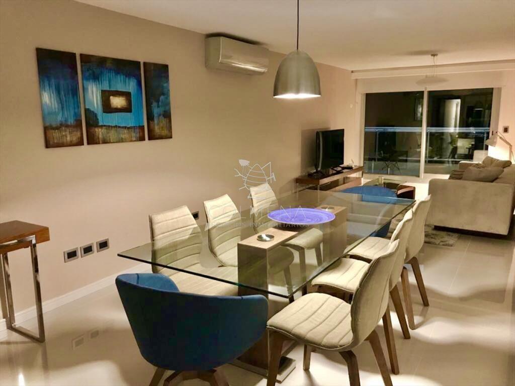 Apartamento en Punta del Este, Brava