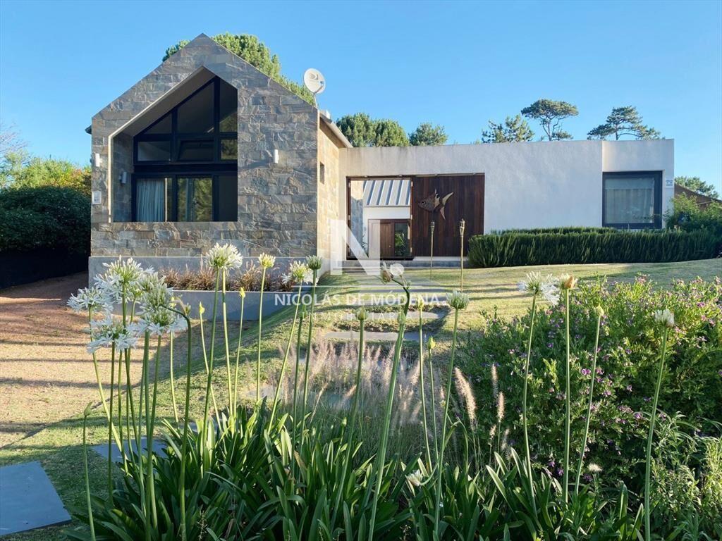 EXCELENTE PROPIEDAD DE 3 DORMITORIOS EN VENTA, BURNET PUNTA