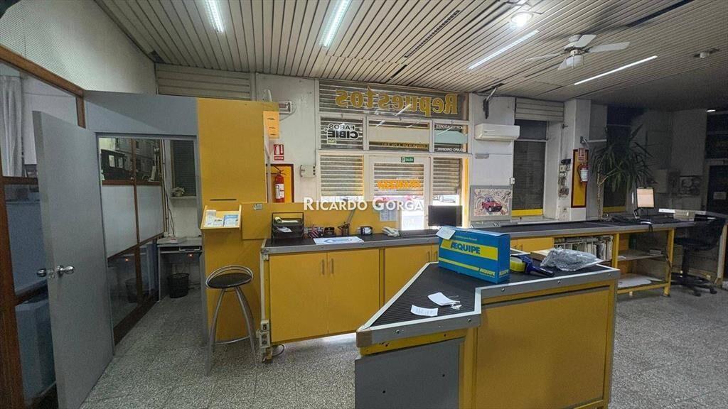 Local Comercial en Alquiler ubicado en Cordón a metros d...