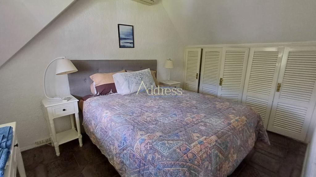 Vende gran casa para vivir todo el año, de 3 en