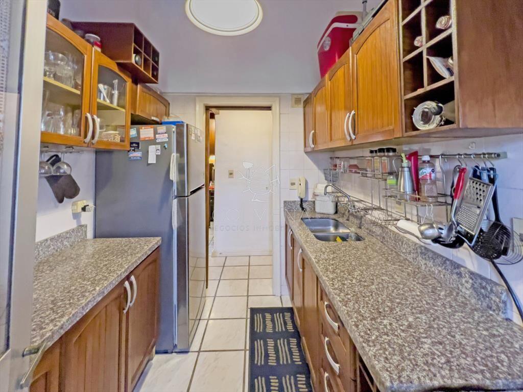 Apartamento en venta de tres dormitorios