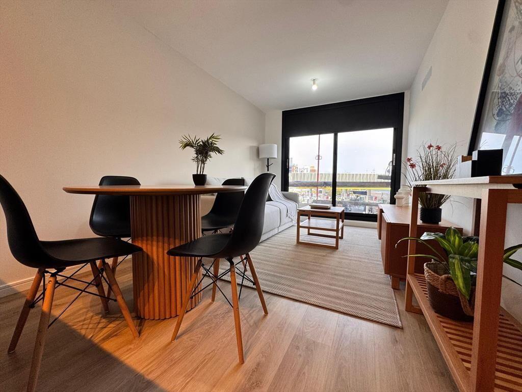 Venta Apartamento 1 Dorm Con Patio Rosso Marzo2028