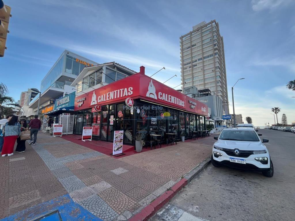 Local Comercial en Punta del este , Península