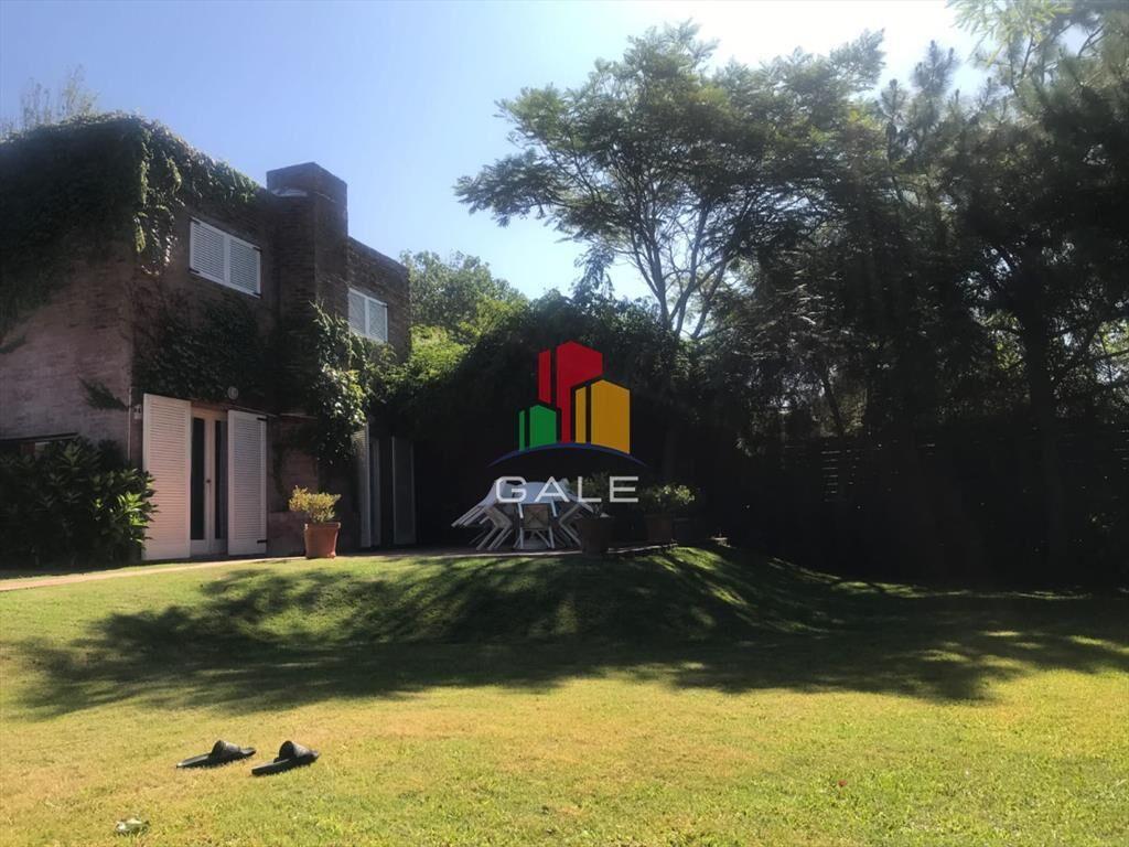 Hermosa casa en alquiler en la barrra