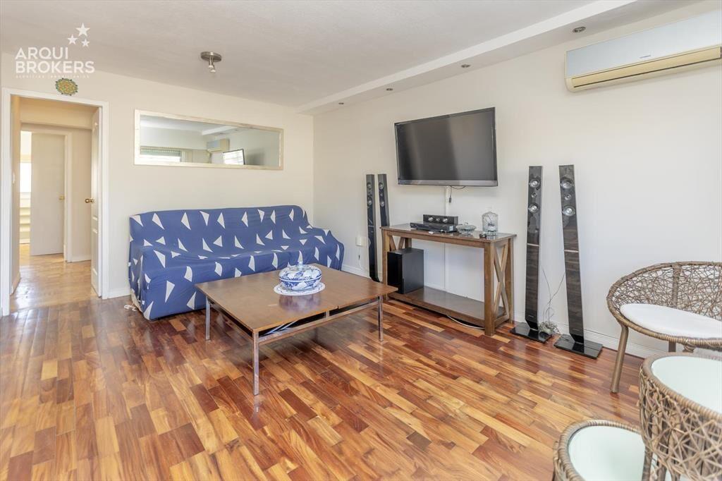 Apartamento penthouse de 2 dormitorios en alquiler en Pun