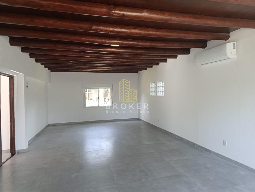 Venta casa Punta del Este Pinares 4 dormitorios Piscina Bar
