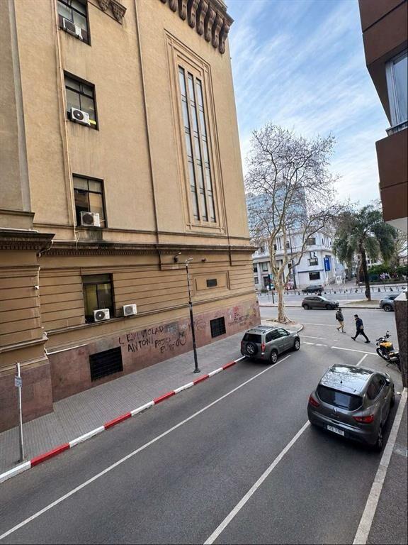 MONOAMBIENTE DE 32 M² AL FRENTE | JUAN A. RODRÍGUEZ