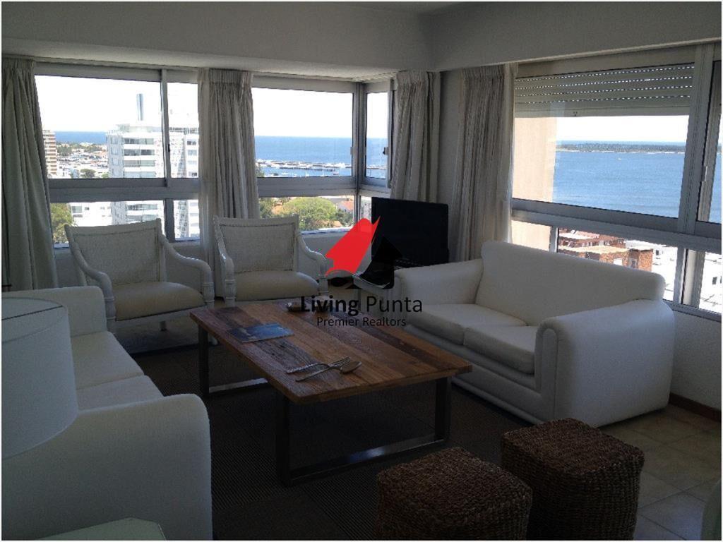 Apartamento en alquiler frente al mar
