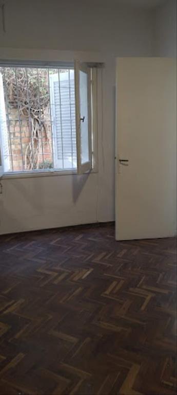 VENDO APARTAMENTO 1 DORMITORIO CON PATIO con RENTA