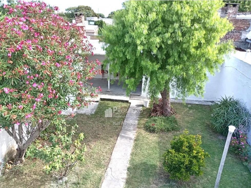 AL2290/P/2 venta casa 3 dorm Paso Molino belvederefondo coch