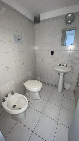 Oficina Venta en Ciudad Vieja