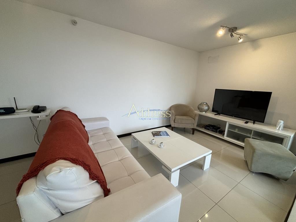 oportunidad apartamento moderno de 3 dormitorios en venta