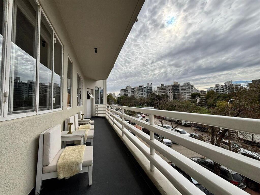 CASATROJA VENTA APARTAMENTO 3 DORMITORIOS EN VILLA BIARRITZ