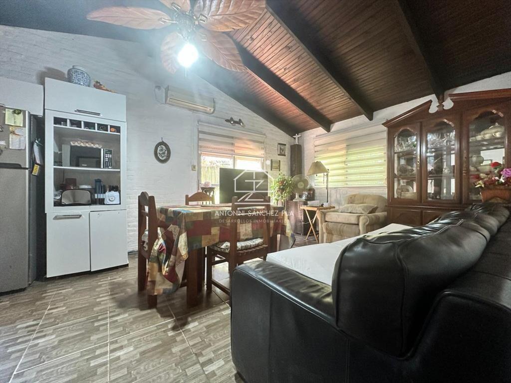 Venta de casa en Tio Tom, Punta Ballena a 50 del