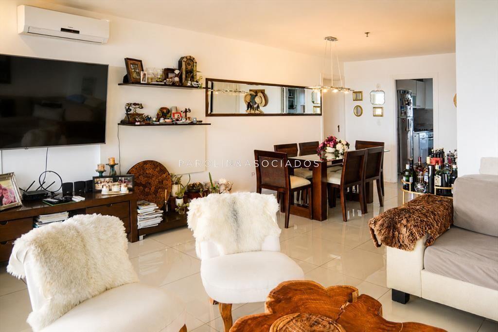 Apartamento de 3 dormitorios en venta a pasos del