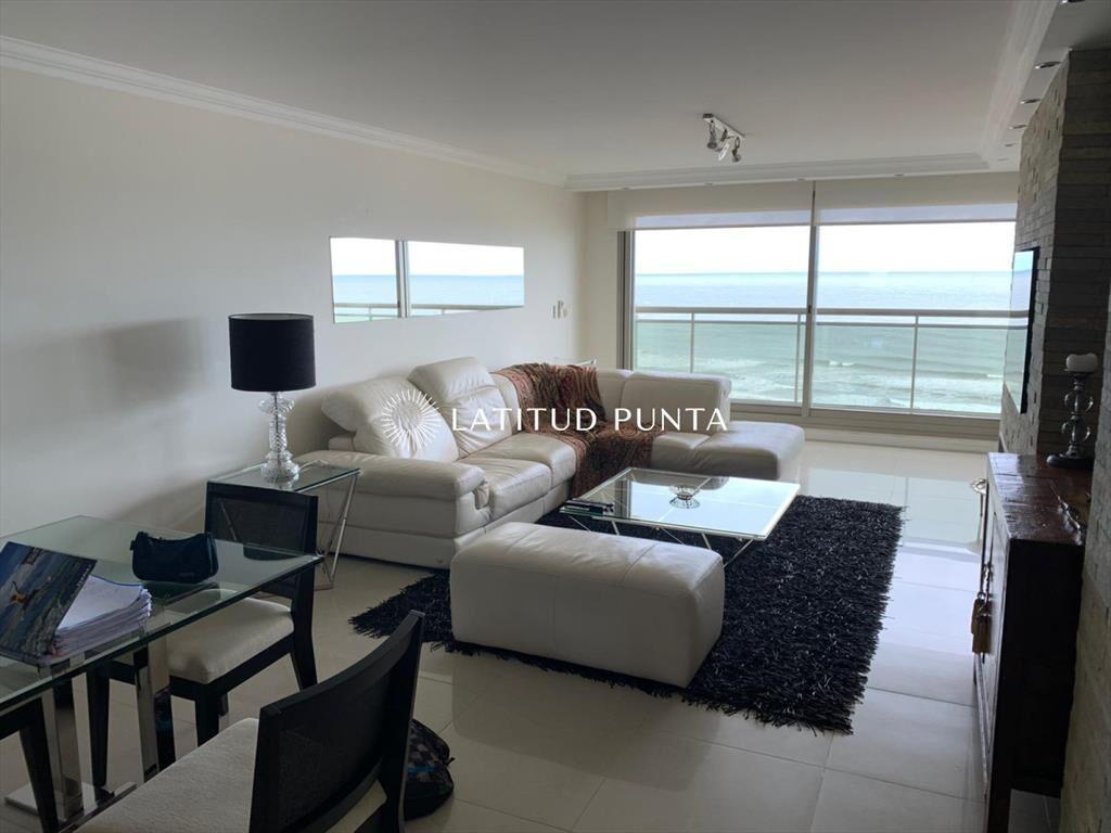 Apartamento 3 dormitorios en suite. Brava