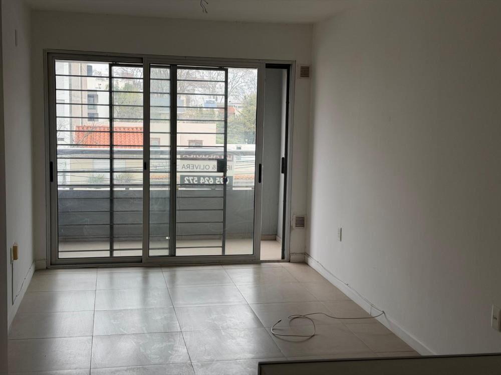 Alquiler apartamento 1 dorm en Malvin, Rivera y C. de Urugua