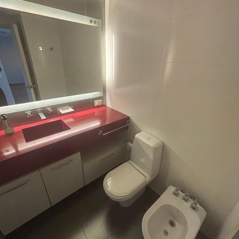 Venta amplio apartamento 4 dormitorios Rambla de Punta Carr